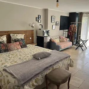 La Secrète De La Tour Maison d'hôtes Orgon